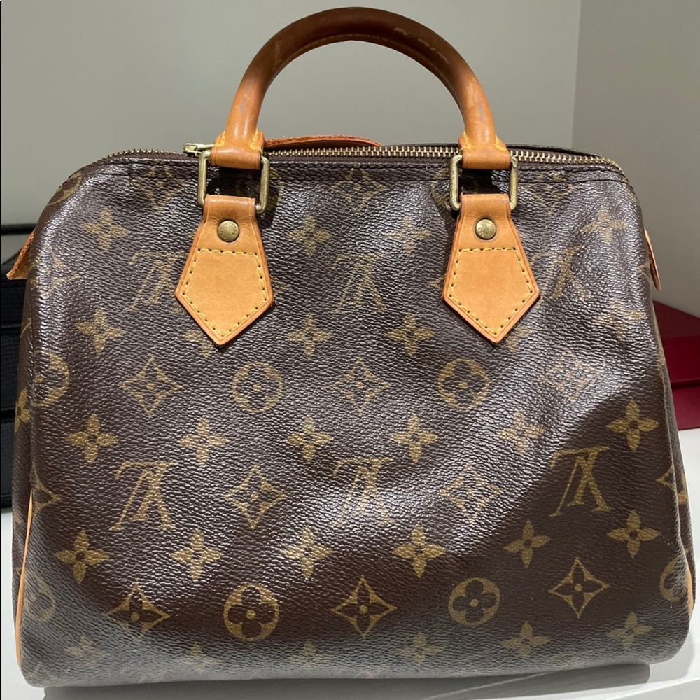 Louis Vuitton speedy 25
